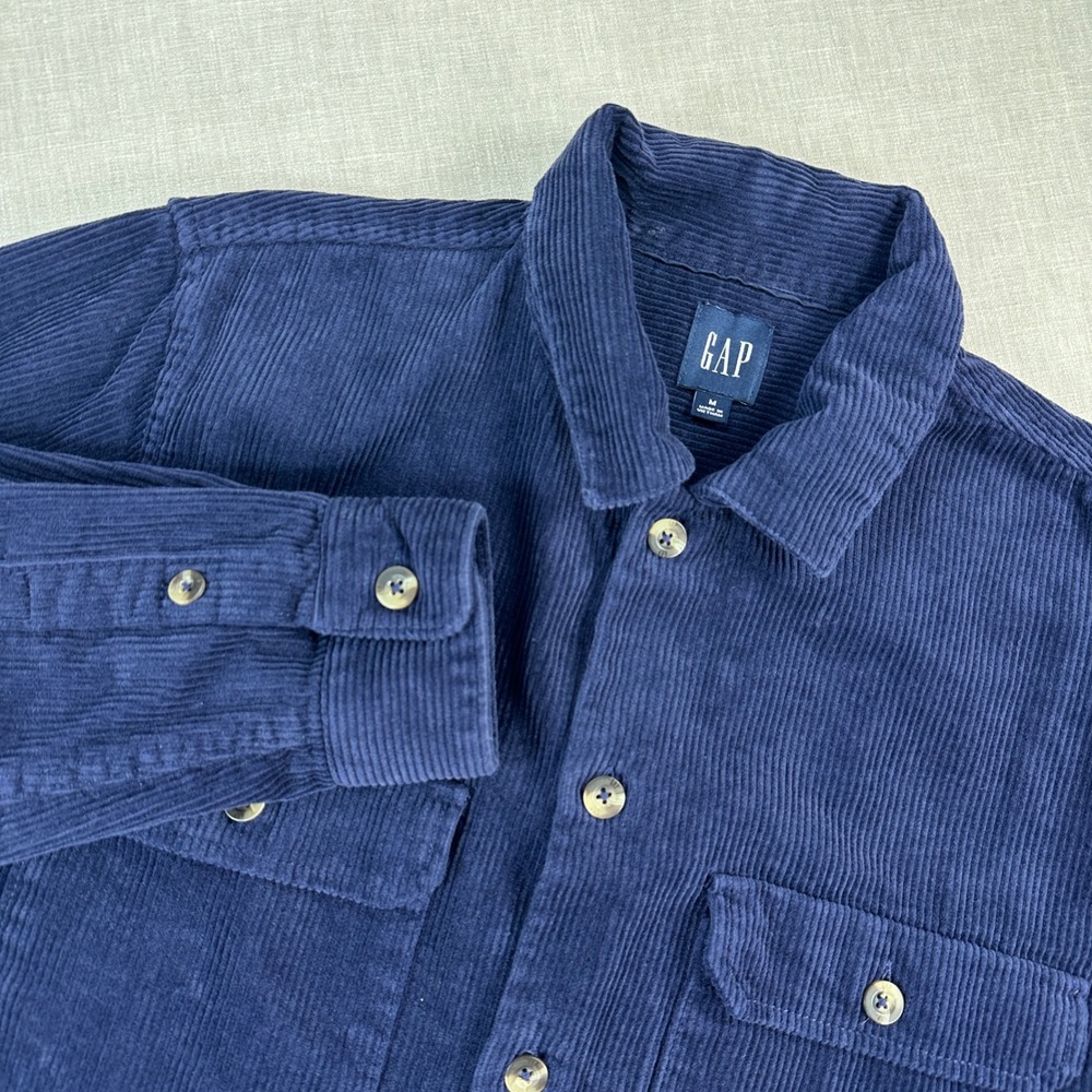 GAP Corduroy Shirt Mens M Navy Blue Heavyweight‎ Overshirt Button Up Barn Chore